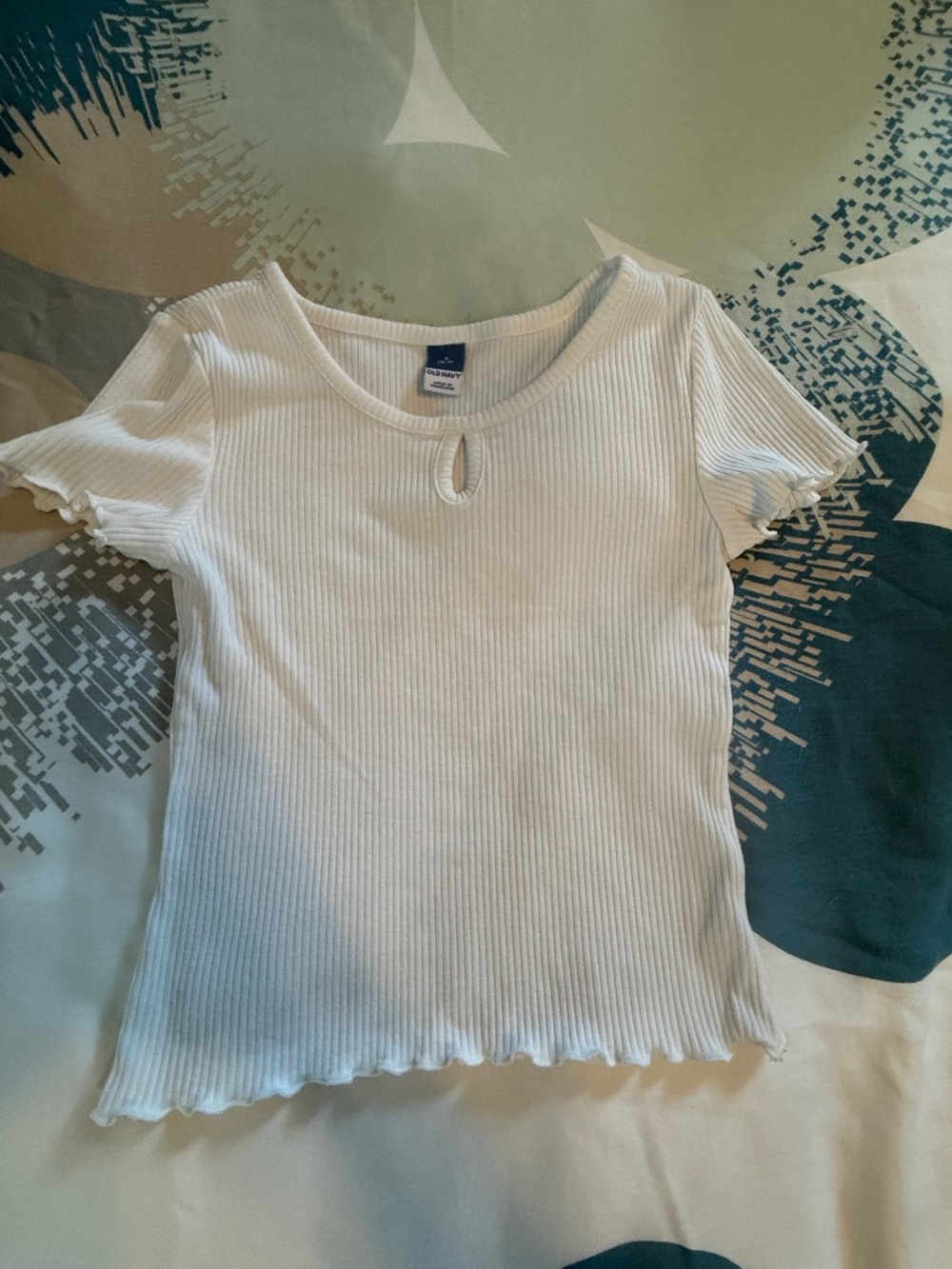 Old Navy kids shirt- size 6